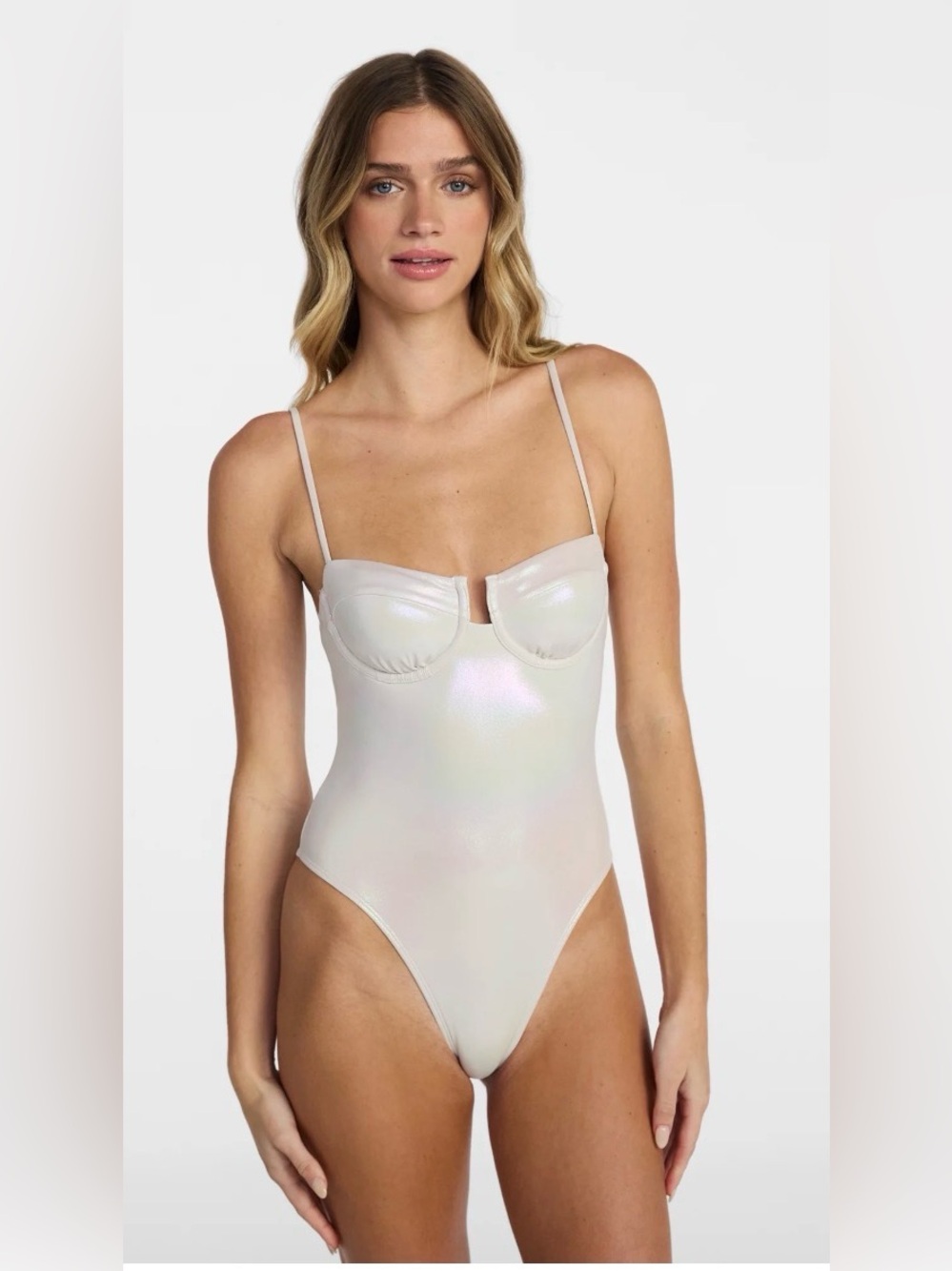 No Boundaries Underwire
One-Piece Swimsuit